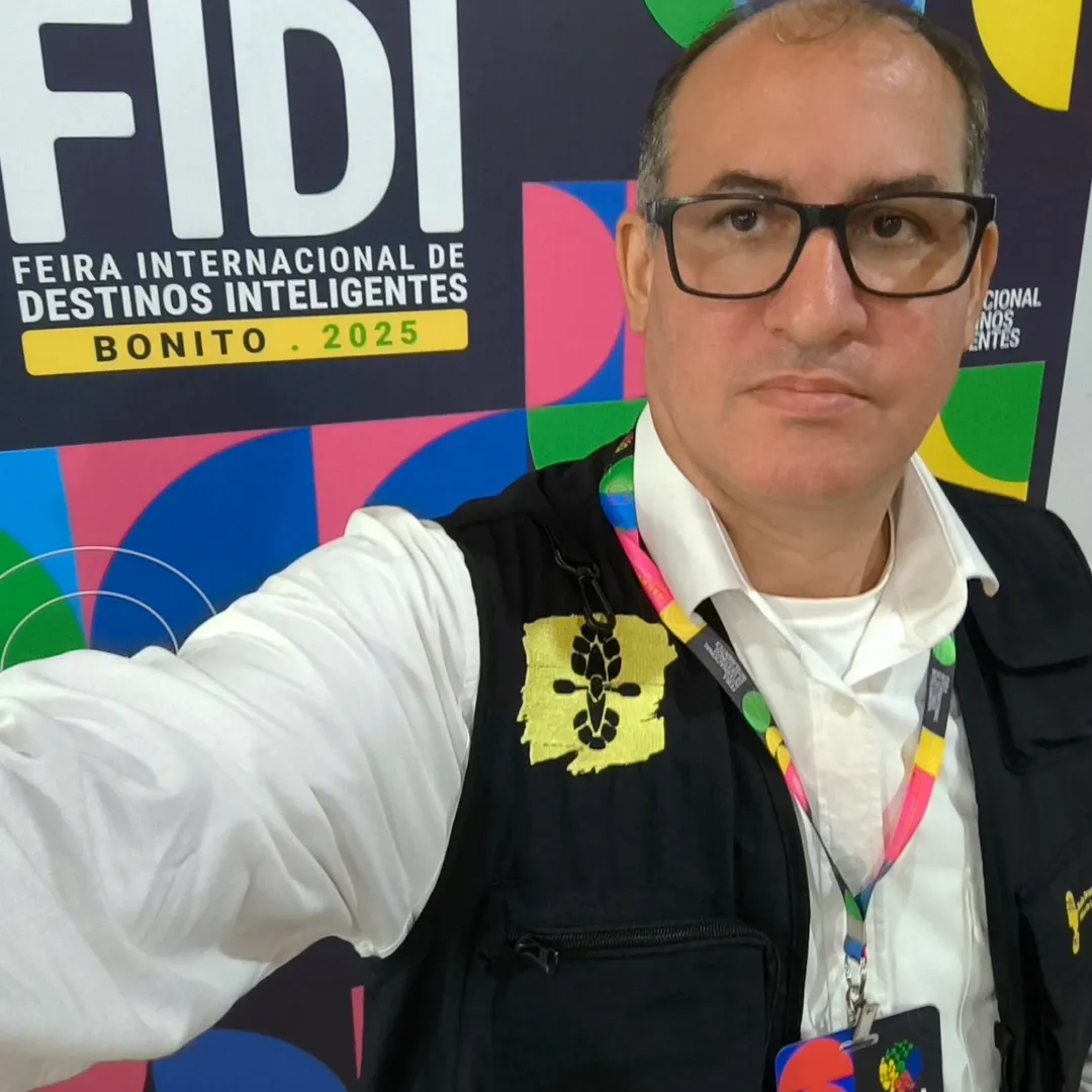 IGR Rota Dos Pioneiros E Rede Brasileira De Trilhas Representadas Na Feira Internacional De De 1